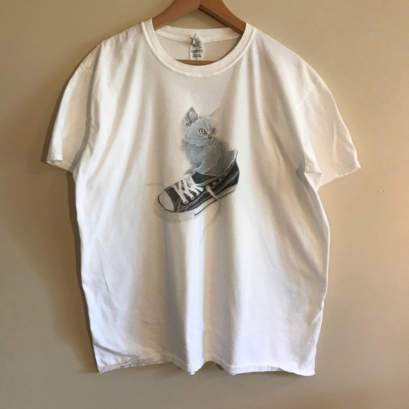 Beth’s Furry Friends Authentic Helen Rose cat T-shirt. Size unisex XL - Picture 3 of 4
